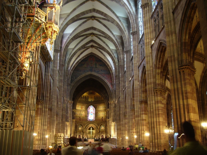 Absolute_Cathedrale_Strasbourg_interieur_01