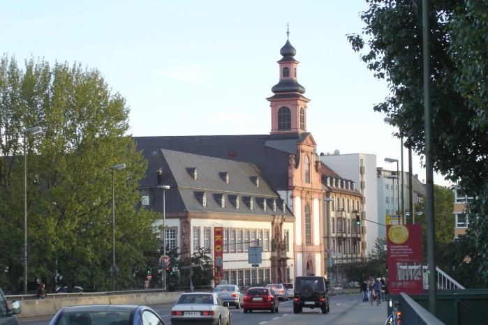 Deutschordenskirche-ffm001