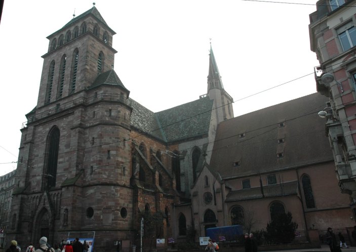 Strasbourg_-_église_St._Pierre-le-Vieux_-_1